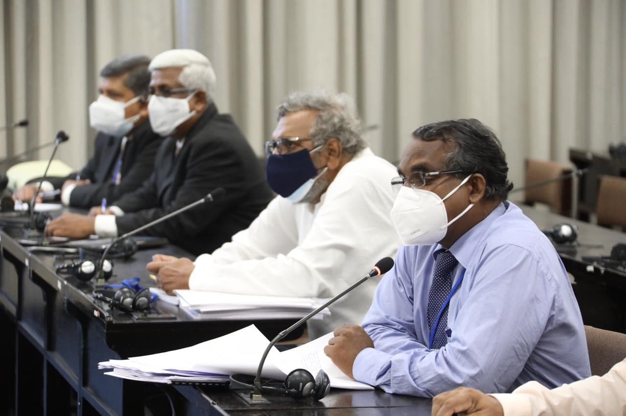 ත්‍රස්තයන්ට ජාතියක් නෑ - සිංහල මුස්ලිම් දේපළ ගිනි තියලා