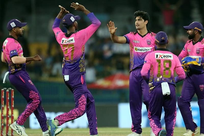 LPL : පන්දු යවන්නෝ කලම්බු ස්ට්‍රයිකර්ස් දිනවති - අදත් තරග දෙකක්