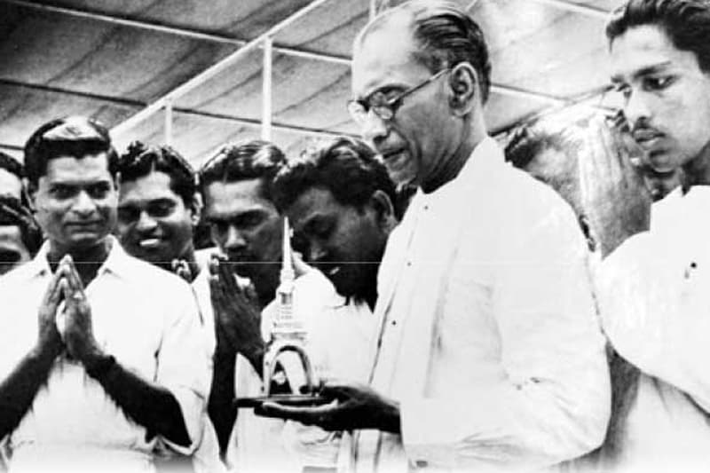 නිදහසින් පසු අවුරුදු 74 ම එක කෝවක දමන ඉතිහාසය නොදන්නා අඟුටු මිට්ටන් - (කුසල් පෙරේරා)