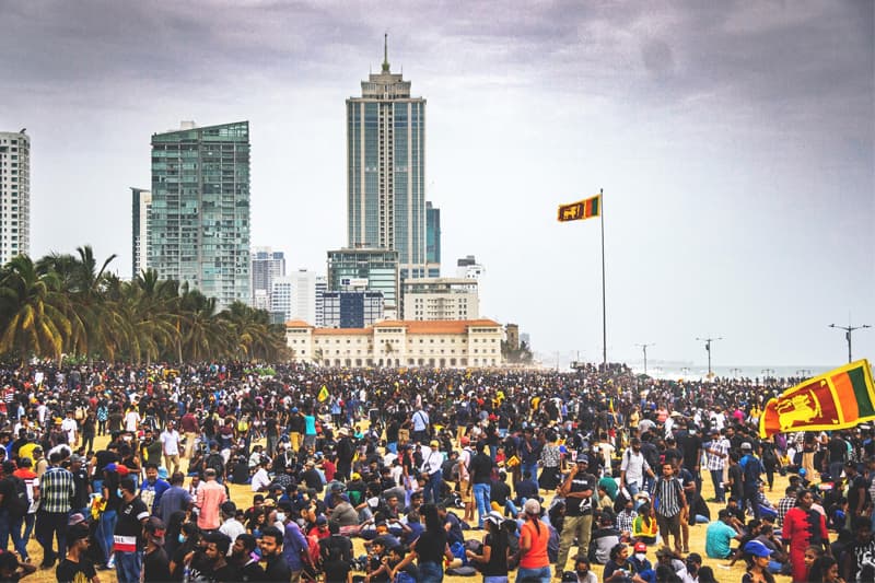 මතක තබාගන්න. නැවත නැවතත් කරන්න. ඒ වේදනාකාරී මාවතේ ම ඉදිරියට යන්න... (ආචාර්ය මහේෂ් හපුගොඩ)