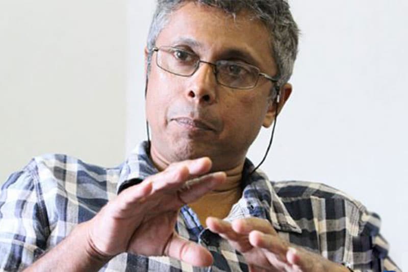 දෙව්සිරිගේ සංග්‍රාමය - (එරන්ද ගිනිගේ)