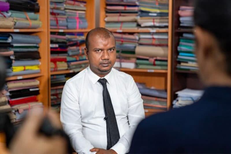  නුවන් බෝපගේ ගේ ජාතිය ශ්‍රී ලාංකික ලෙස සටහන් කිරීමට රෙජිස්ටාර්ට සිදුවෙයි !