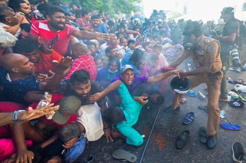 හෙජමොනියෙන් තොර ආධිපත්‍යය සහ වෙනස් වන තරගයේ රීතීන් - (සුමිත් චාමින්ද)