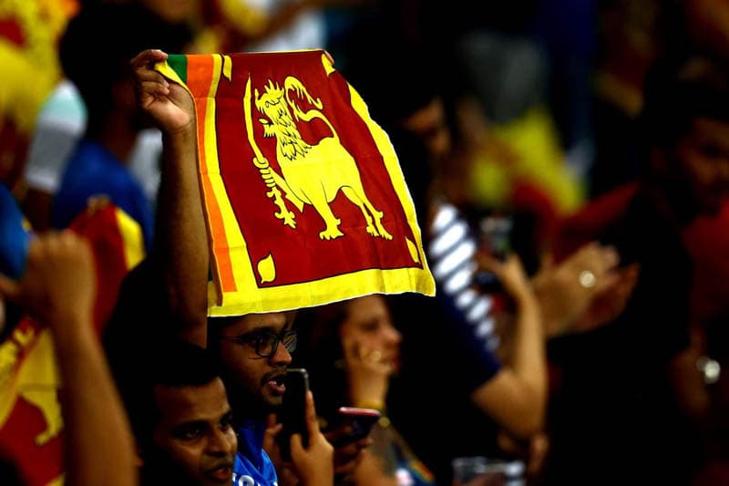 අළුතෙන්ම පටන්ගමු.... (ආචාර්ය මහේෂ් හපුගොඩ)