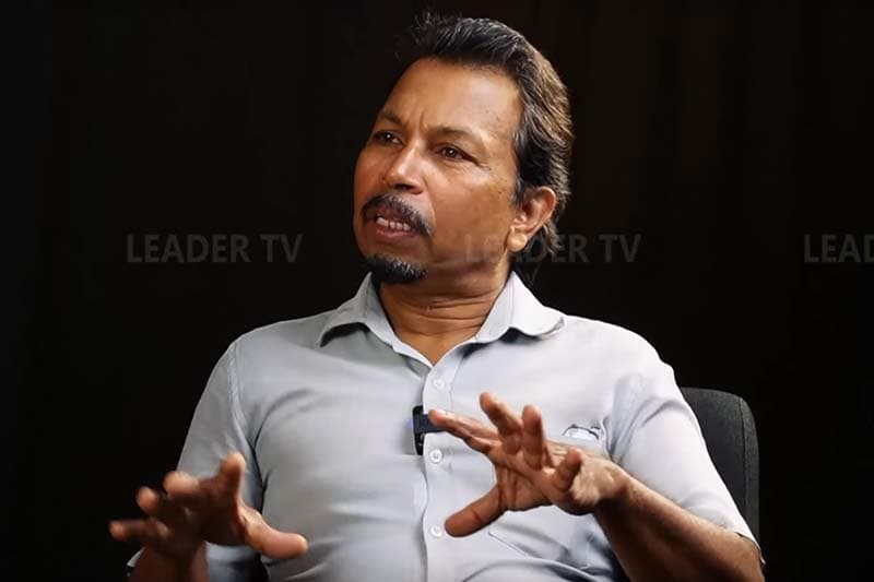 'ගුරු ගීතය' චිත්‍රපටිය දේශපාලන වශයෙනුත් කොන් වුණා | සිනමා අධ්‍යක්ෂ උපාලි ගම්ලත් (වීඩියෝ)