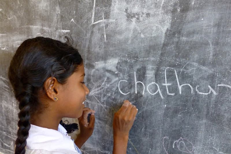 සැමට ඉංග්‍රිසි මාධ්‍ය අධ්‍යාපනය සුරංගනා කතාවක් ද?- (හර්ෂා සුගතදාස)
