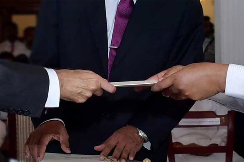 පලාත් සභා ආණ්ඩුකාරවරුන්ගේ කාර්ය කර්තව්‍ය හා භුමිකාව කුමක් ද? - (රජිත් කීර්ති තෙන්නකෝන්)
