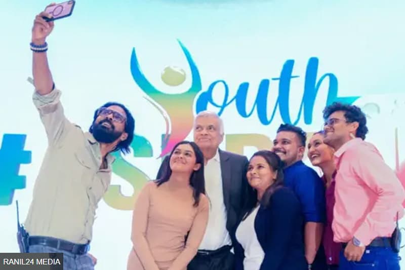 ජනාධිපති අපේක්ෂකයින්ගේ අවධානයට ලක්ව ඇති Gen Z යනු කවුද? ඔබ අයත් generation එක කුමක් ද?