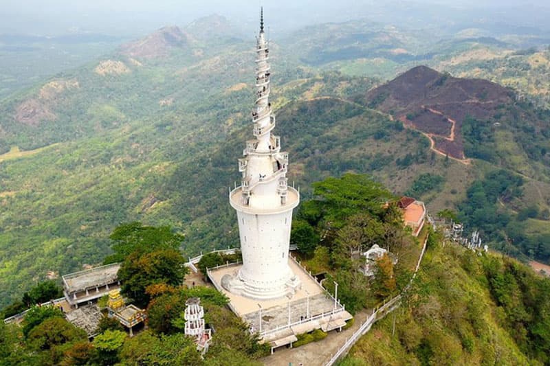අම්බුළුවාව රජයට පවරාගන්න සාකච්ඡා අරඹයි