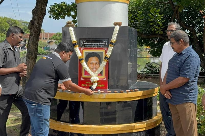 2025 කළු ජනවාරිය ආරම්භයේ දකුණේත්, නැගෙනහිරත් ලසන්ත අනුස්මරණ