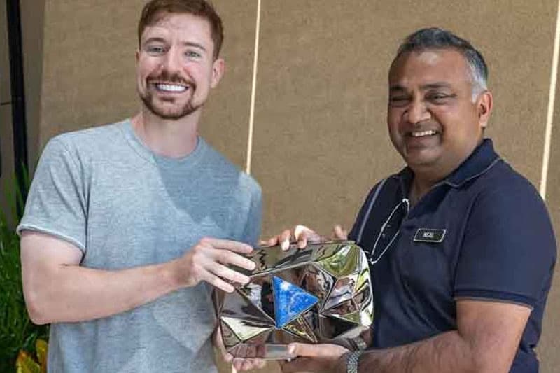 MrBeast YouTube මිලියන 400 සීමාව පසුකල ලොව පළමු හා එකම නාලිකාව බවට පත්වේ