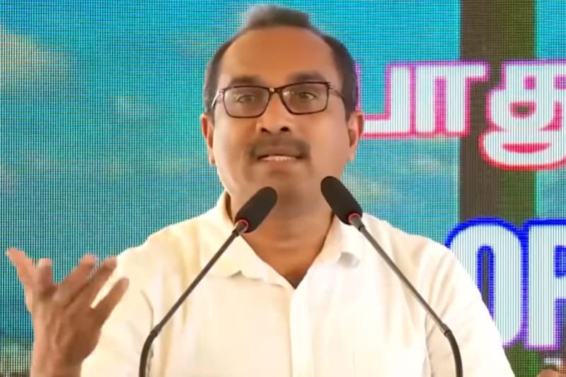 ලංගම කොන්දොස්තරවරු දවසකට කෝටි 2 ක් ගසාකනවා - අමාත්‍ය බිමල් රත්නායක