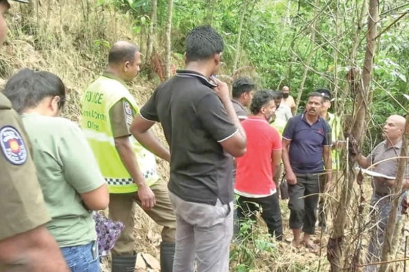 විශ්‍රාමික හමුදා නිලධාරියා මරා ගඟට දැමූ කරාතේ ශූරයා සාප්පු සවාරියකට කැඳවාගෙන ගිය පෙම්වතිය ඉන්දියාවේදී අතුරුදන් කරලා