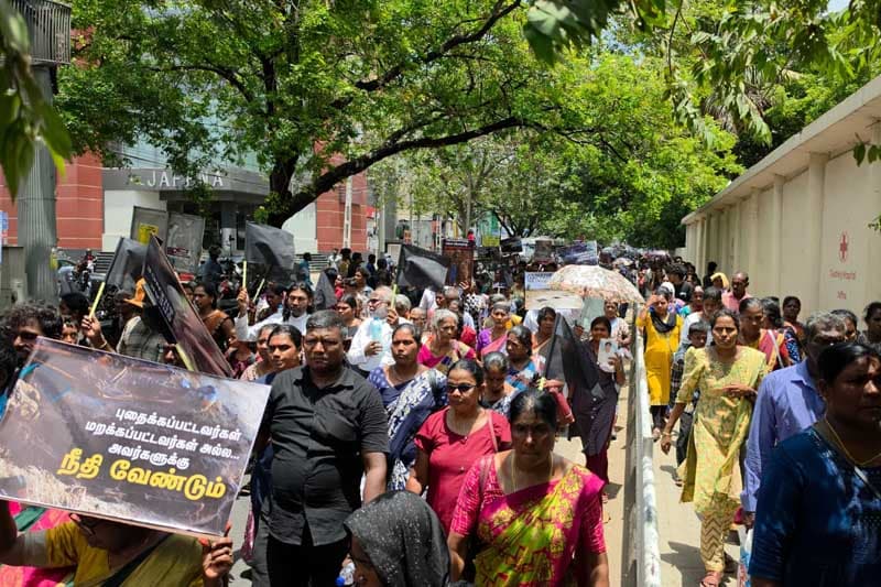 ලබන ජිනීවා මානව හිමිකම් සමුළුවේදී ලංකාව සම්බන්ධ තීරණයක් ගැනීමට උතුරේ පෙළපාලි