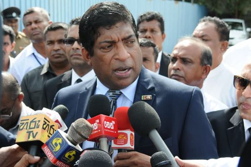 රවී හෙට අල්ලස් කොමිසම හමුවට !