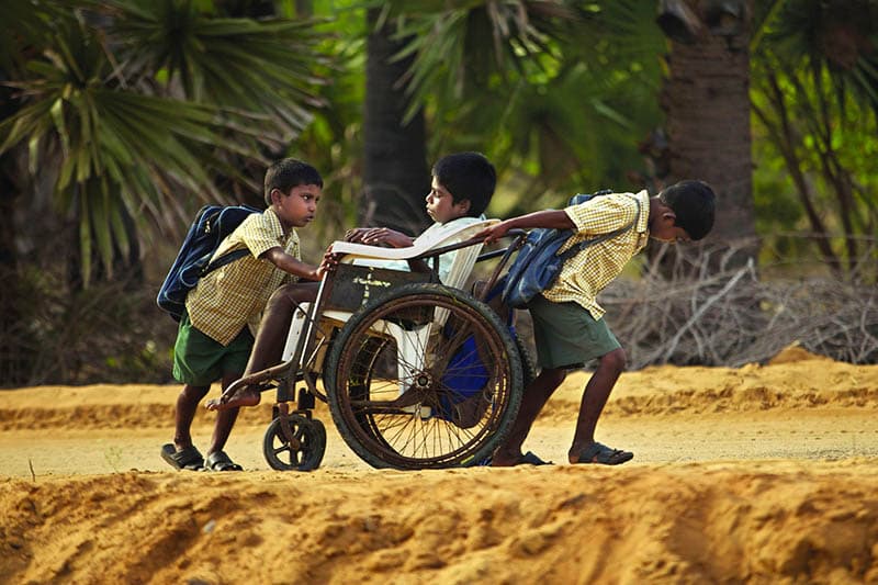 අනුකම්පාව නොව අයිතිවාසිකම් ඉල්ලා සිටින දශකයක අරගලය