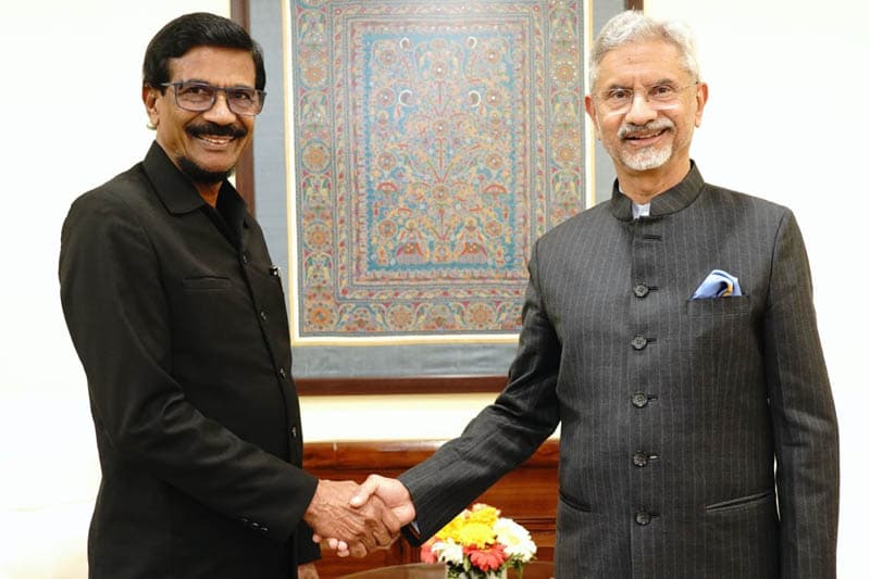 ටිල්වින් සහ ජයශංකර් අතර නිල හමුවක්