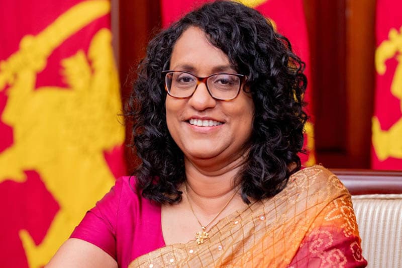 අගමැතිවරියට එරෙහි විශ්වාසභංගය කල් යයි ! - මහජන අත්සන් ගැනීම අද සිට