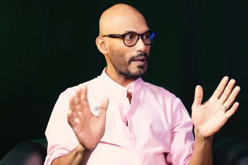 'සාහිත්‍ය නොදන්නා වෛද්‍යවරයෙකුට වෙදකම කරන්න බෑ' - රවිඳු මහේන්ද්‍ර (video)