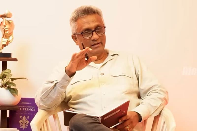 ඩිජිටල් තිරවලට බිලිවන මනුෂ්‍ය සංජානනය සහ පශ්චාත් නූතන සමාජයේ අර්බුදය!