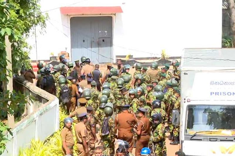 මීගමුව බන්ධනාගාරය ලේ විලක් කළ සන්නද්ධ කැරැල්ලේ ඇතුළාන්තය!