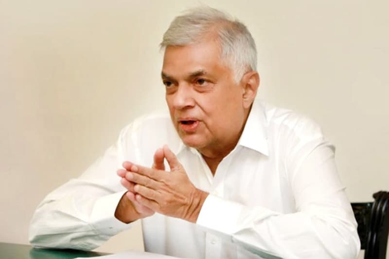 'ආර්ථිකය කඩාවැටීමේ අනතුරක්': රනිල්ගෙන් විපක්ෂයේ ඒකාබද්ධ සටනකට ඇරයුම්!