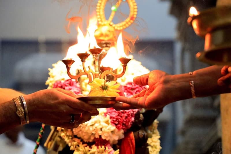 රාක්ෂාව (22 කොටස) : මාඩසාමි දෙවියෝ | ඉන්දු පෙරේරා