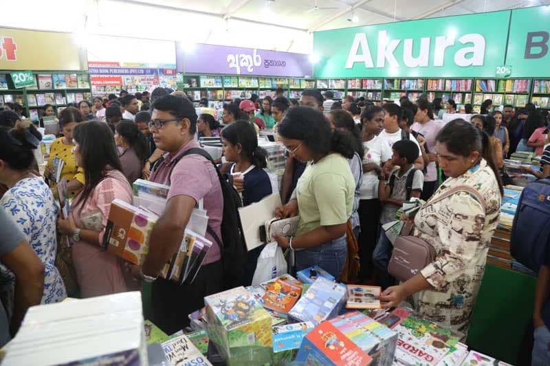 කොළඹ පොත් ප්‍රදර්ශනය: පැරණි පොළේ නූතන බුද්ධිමය දිගුව | ඒ.ජී. රේණුකා දමයන්ති