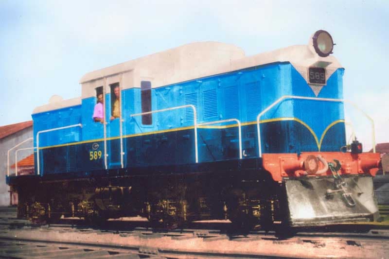 වසර 70කට පෙර අපටත් දුම්රිය එන්ජිමක් තැනිය හැකි බව ලොවට කියා පරණ යකඩවලට ගිය ‘ජයන්ති’ | තිලක් සේනාසිංහ