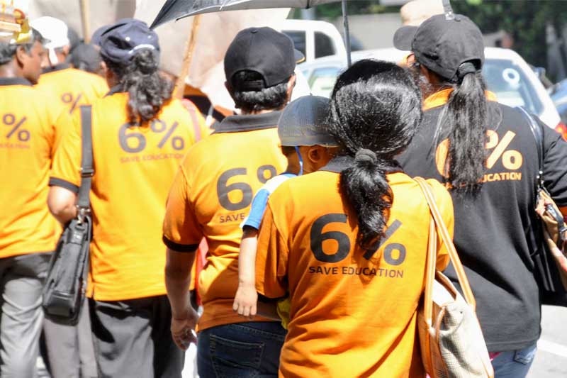 අධ්‍යාපනය සඳහා 6% සටන් පාඨය තැළුවා ඇති : 2% යථාර්ථයට මුහුණ දෙමු | ආචාර්ය සුජාතා ගමගේ