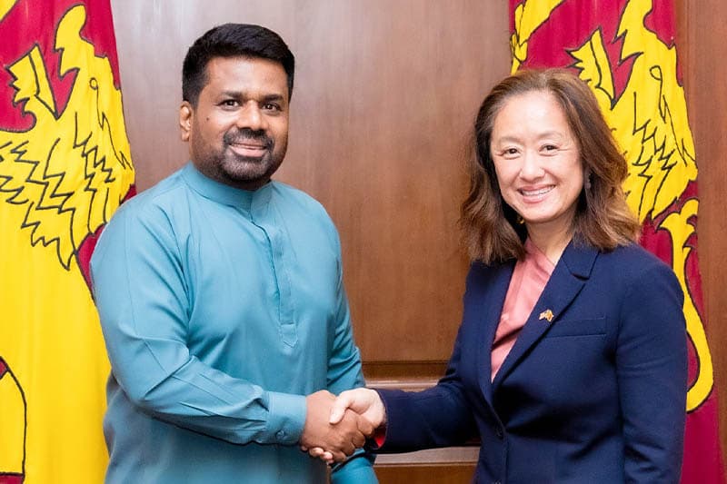 ධූරයෙන් නික්ම යන ඇමෙරිකානු තානාපති ජුලී චන්ග් ජනපති හමු වෙයි