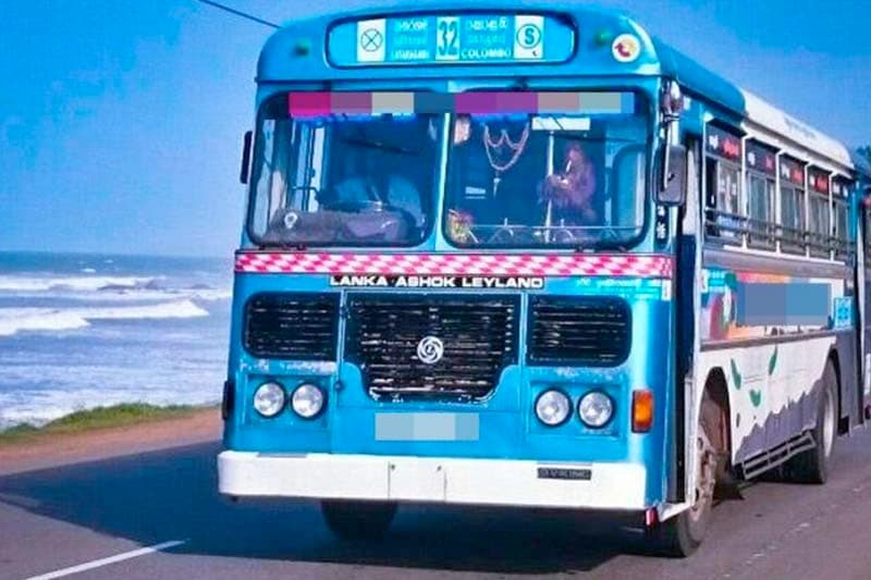 අර්ධ සුඛෝපභෝගී බස් තහනමට වෙච්ච දේ | අජිත් පැරකුම් ජයසිංහ
