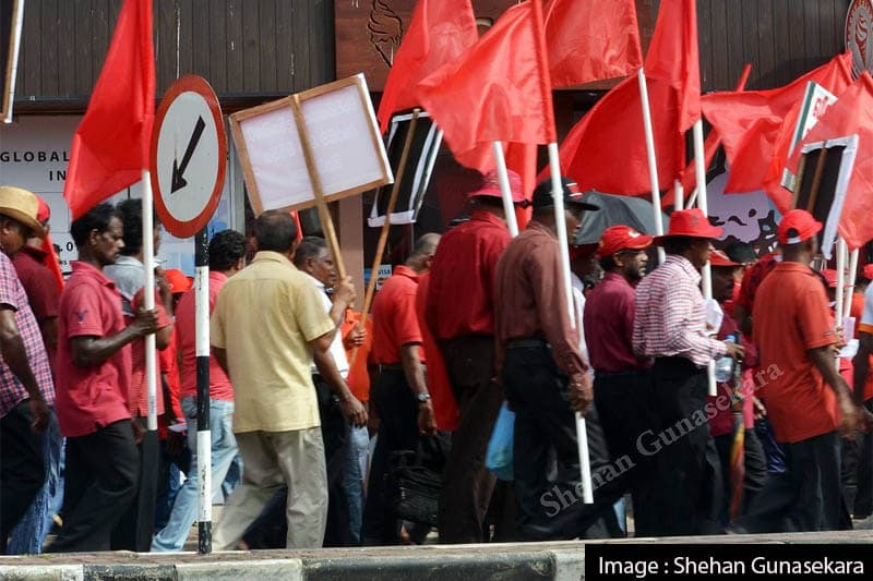 ආණ්ඩුව හා ලාංකීය සමාජය ඊනියා යහපාලන ව්‍යාපෘතියේ සුරතාන්තය දකින්නට ආසන්නය. නිහඬව නිරීක්ෂණය කිරීම වඩාත් සුදුසුය | අජිත් පැරකුම්