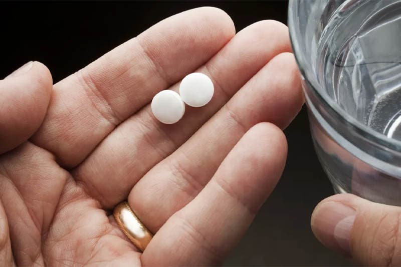 බොහෝ හෘද රෝගින්ට ඇස්ප්රීන් ලබාදෙන්නේ ඇයි ? හෘද රෝග විශේෂඥ නාමල් විජයසිංහ ගේ පැහැදිලි කිරීමක්