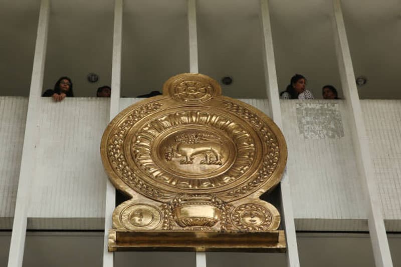 විනිසුරු විශ්‍රාම වයස : සංවාදය නීතිඥයන්ට පමණක් නොව ජනතාවටද අයිති වන්නේ ඇයි? | ලයනල් බෝපගේ