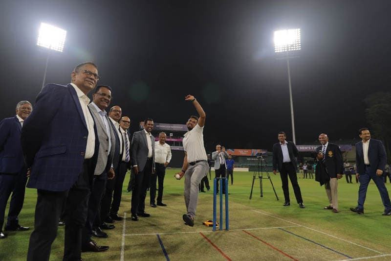 අලුත් විදුලි ආලෝක පද්ධතියෙන් SSC ක්‍රීඩාංගණය ආලෝකමත් වෙයි