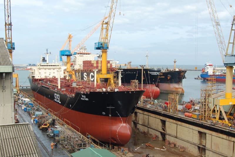 කොළඹ ඩොක්යාර්ඩ් සමාගම දැවැන්ත ලාභ ලැබීමේ මාවතට: නැව් අලුත්වැඩියාවෙන් වාර්තාගත ආදායමක්!