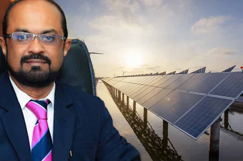  සුර්ය බලය නවත්වන්නේ නැතැයි කී බලශක්ති ඇමති ඒ සදහා බලපත්‍ර ලබාදීම නවතා දමයි !
