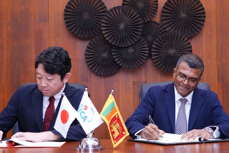 ජපාන ශිෂ්යත්ව ලැබෙන රජයේ නිලධාරීන්ට පැවරෙන අභියෝගය: රාජ්ය සේවයේ අලුත් මගක්?