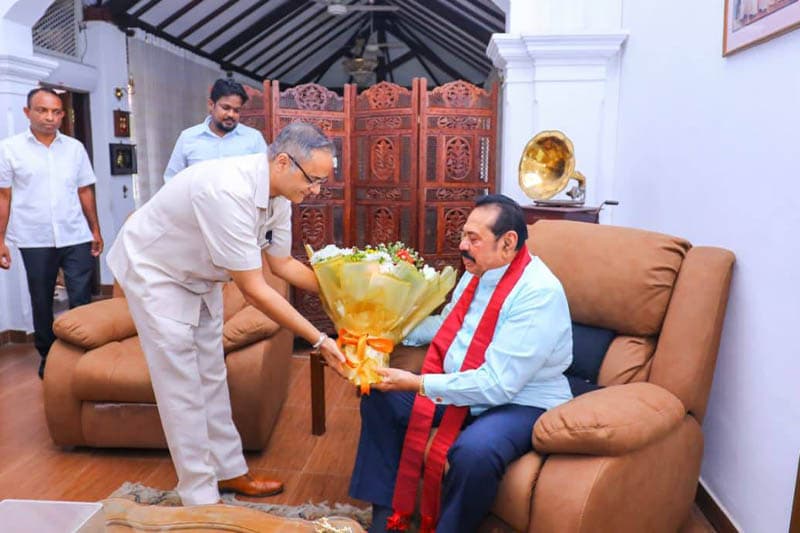 මහින්දගේ ඡන්ම දිනයට ඉන්දීය මහ කොමසාරිස්ගෙන් සුබ පැතුම්