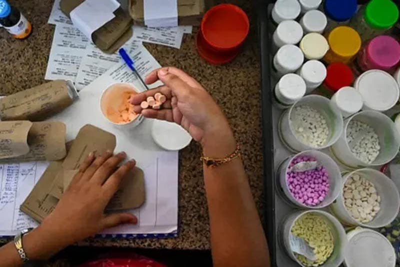 ඖෂධ ප්‍රමිතිය රැකීමට බලධාරීන් වහා පියවර ගත යුතුයි - Free Lawyers