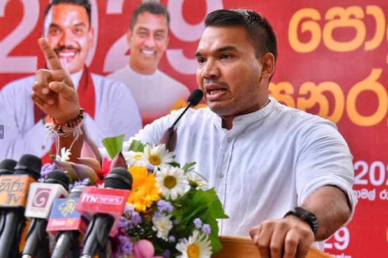 'පාස්කු ෆයිල් යට ගහලා, සලේව හිර කරලා! - ආණ්ඩුවේ ‘ඩයස්පෝරා න්‍යාය පත්‍රයක’ - නාමල් කැකිරාවේදී කියයි