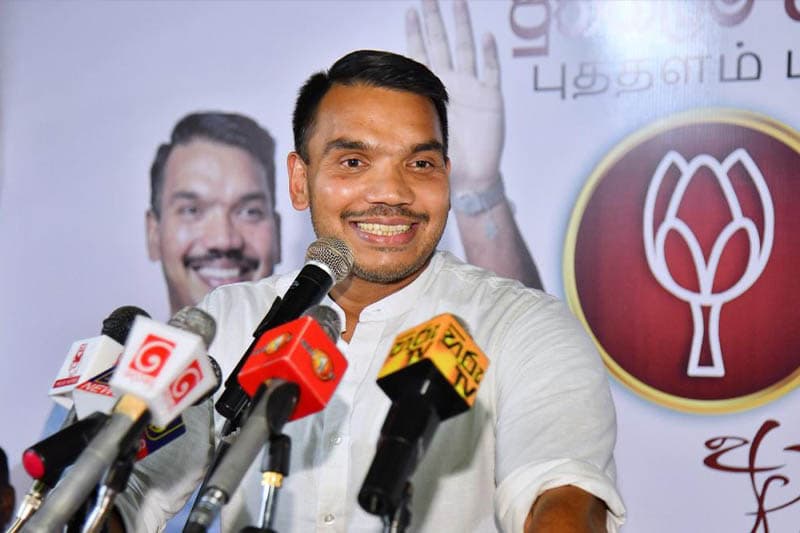 ලීසිං ක්‍රමයට හාල් දීලා ණය ගෙව්වෙ නැත්තම් බත් මුට්ටියත් උස්සයි -නාමල් රාජපක්ෂ