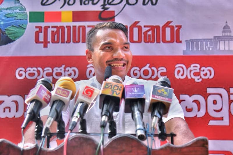 LTTE සහ JVP භීෂණය ගැන නාමල්ගෙන් බරපතළ චෝදනාවක්