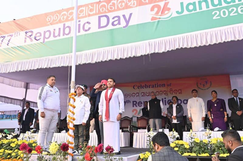ඉන්දීය ජනරජ දිනයට ගිය නාමල්ට CIDයට එන්න කියලා! - ශිරන්ති හෙට FCIDයට !!
