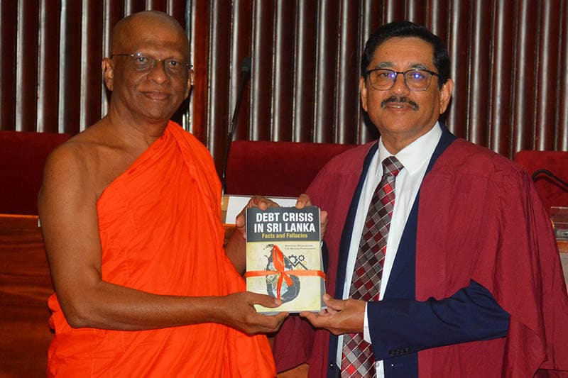 'රජයේ අයවැය හිඟය පියවීමට මුදල් අච්චු ගැසීමට හැකියාවක් නැහැ' - මහ බැංකු අධිපති