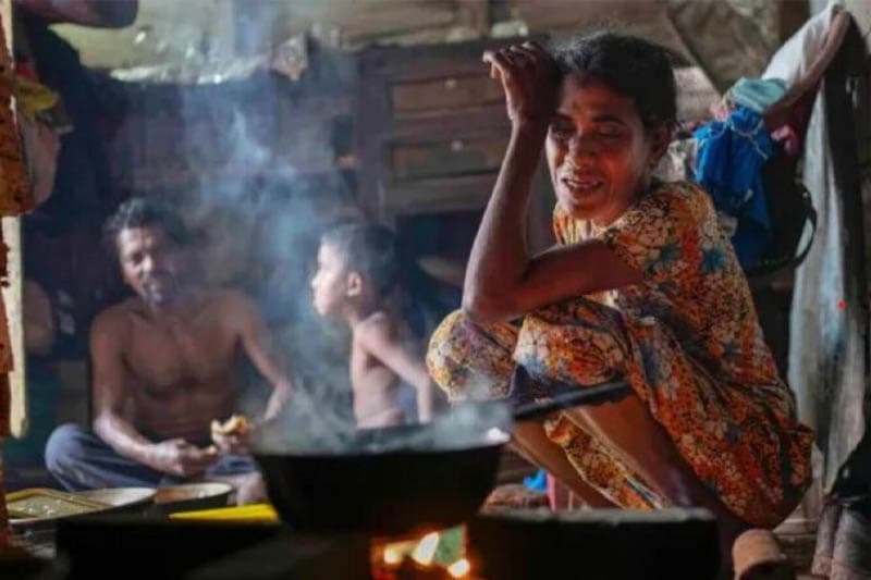රට පොහොසත්ලු – හැබැයි ජනතාව නම් දුප්පත් මොකක්ද මේ ඇමරිකන් ඩොලර් 5000 කතාව