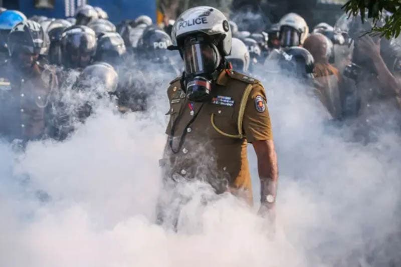 ‘විකල්ප එපා, අකුලනු!’ ආණ්ඩුවේ අලුත් ත්‍රස්ත විරෝධී පනතේ බියකරු බව ගැන තවත් හෙළි වේ