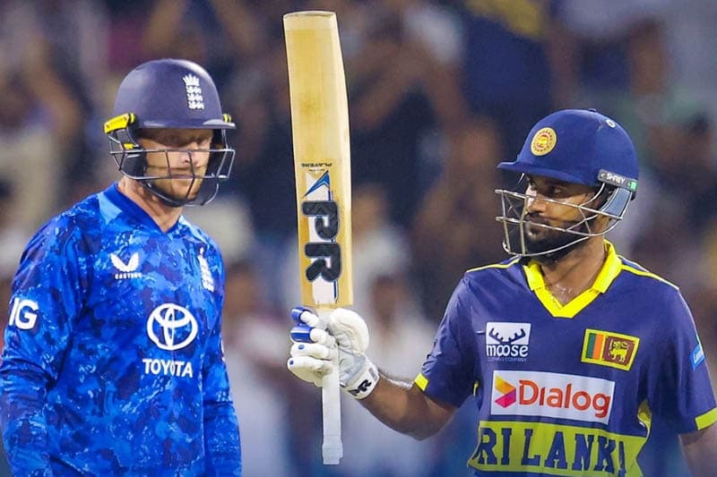 පවන් රත්නායකගෙන් සටන්කාමී මංගල ODI ශතකයක්: නායක බෲක්ගේ ප්‍රවේගකාරී ශතකයෙන් එංගලන්තයට ජය