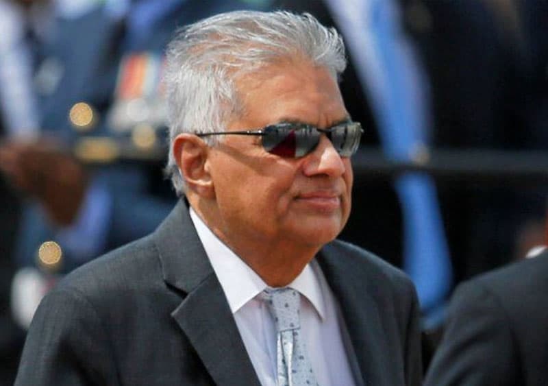රනිල් හැර වෙන විසඳුම් නැති බව විපක්ෂයත් ඔප්පු කරමින් සිටී